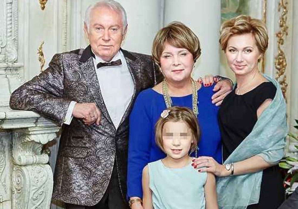 Евгений Кочергин с женой и дочерью Ириной (справа), ноябрь 2015 года. Фото: соцсети