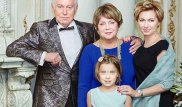 Дочь известного российского телеведущего погибла при падении лифта