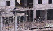 Строители просят закрепить фиксированный курс тенге в договорах