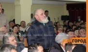 Абонемент на фитнес попросил пенсионер у акима Уральска