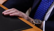 Президент обратился к "напудренным" и "накрашенным" миллиардерам