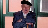 Долгожитель, всю жизнь пивший только вино, скончался в Испании