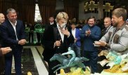 В Чечне Николай Басков получил тортом в лицо