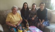 11-классница из Астаны обеспечивает пожилых людей продуктами
