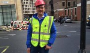 Казахстанский миллионер узнал, сколько получают рабочие в Лондоне