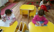 В Алматы уволилась выпрыгнувшая из окна заведующая коррекционным ясли-садом