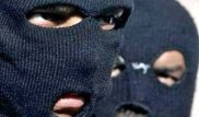 Двое в масках ограбили букмекерскую контору в Мангистауской области, избив кассиршу и охранника