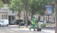 В "слишком грязном" Париже собираются провести уборку для приема японских туристов