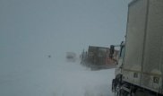 70 грузовиков застряли на трассе Хромтау - Актобе