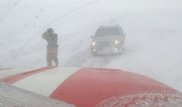 На трассе в Акмолинской области застрял автобус с артистами из Омска