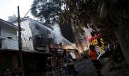 7 человек погибли при падении самолета на жилой дом в Бразилии