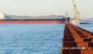 Турецкое судно протаранило строящийся мост в Крыму