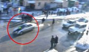 В Актобе водитель провез полицейского на капоте