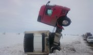В Актюбинской области перевернулась фура