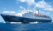 65-летняя британка три часа вплавь догоняла свой круизный лайнер