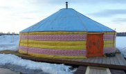 Поселок-отель из казахских юрт строят в России