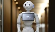 Говорящий робот Pepper официально принят в школу в Японии
