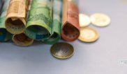 Неделя завершилась с курсом тенге в 334,16 за доллар