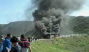 Пассажирский автобус сгорел на трассе в Алматинской области