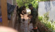 В Алматы продолжается борьба с природной стихией