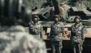 В Китае молодежь начали заманивать на службу с помощью рэпа