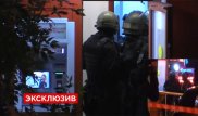 Грабитель захватил заложников в отделении банка в Москве