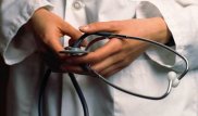 В Костанае за обезображенное лицо пациентки осудили хирургов