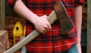 В Шымкенте мужчина зарубил жену топором из-за ревности