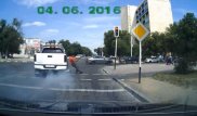 Наезд на мужчину на пешеходном переходе в Актау попал на видео
