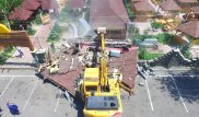 В Алматы снесли шашлычную и туалет в кафе