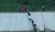 Видео трогательного спасения собаки в Алматы появилось в Сети