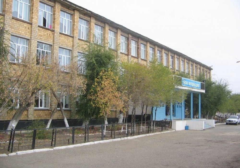 Здание школы № 7 в Шахтинске. © mara2014.narod.ru