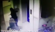 Девушки украли детский велосипед из подъезда в Астане
