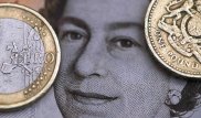 Курс фунта к доллару продолжит падение - экономист