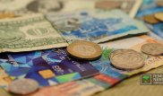 Курс тенге складывается без участия Нацбанка - Акишев
