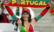 Фото самых ярких поклонниц Франции и Португалии перед финалом Евро