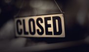 Отделения крупных банков закрыты в Алматы после введения красного уровня опасности