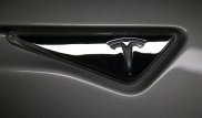 Tesla представит пассажирский и грузовой транспорт к 2017 году