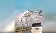 Инцидент на Ишимском мосту попал на видеорегистратор