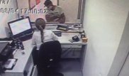 Ограбивший отделение в Астане угрожал взрывным устройством - Kaspi bank