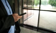 Мошенники блокируют iPhone и вымогают деньги с владельцев в Алматы