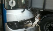 В Алматы пассажирский автобус столкнулся с грузовиком