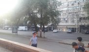 В Алматы из-за подозрительной сумки оцепили часть улицы Гоголя