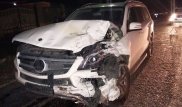 Два внедорожника столкнулись по дороге в ущелье Алмарасан в Алматы