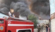 Торговцы поздно сообщили о пожаре на барахолке - ДЧС Алматы
