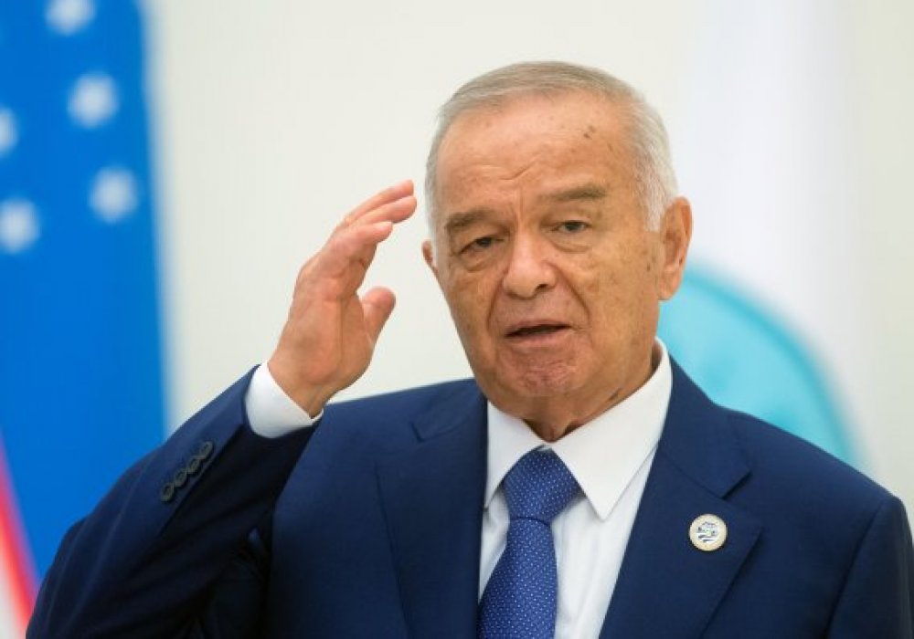 Ислам Каримов поздравил узбекистанцев с 25-летием независимости
