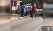 В Алматы водитель и кондуктор конкурирующих автопарков подрались из-за пассажиров