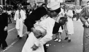 В США скончалась героиня фотографии "Поцелуй на Таймс-сквер"