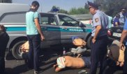 Названы причины задержания группы парней на Райымбека - Саина в Алматы