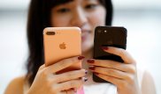 Деньги за iPhone 7 казахстанцы приносили мешками